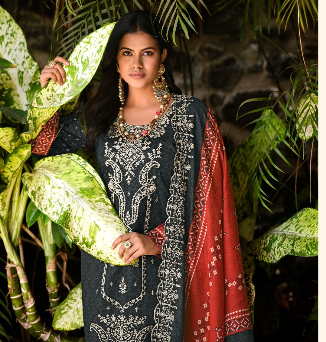 Pakistani unstitched suit